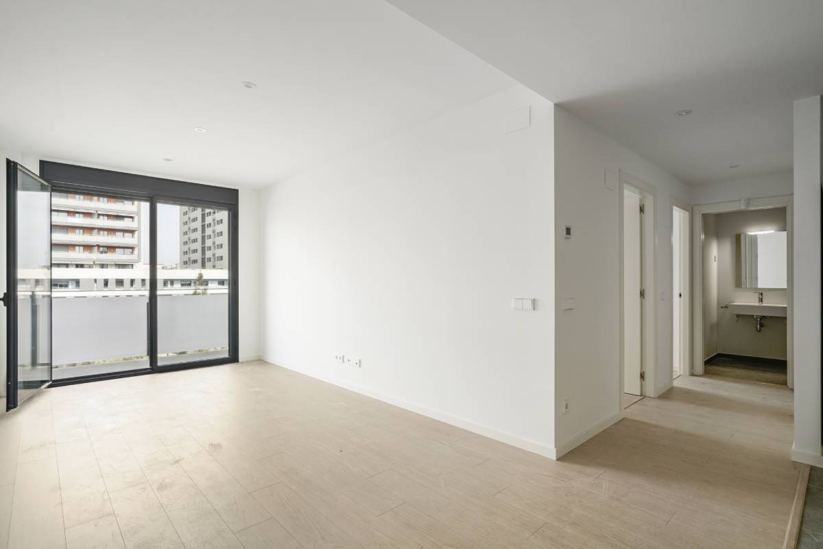 pages/flats/marobert-badalona.image_seo.floor_2_portal_C_door_1_1